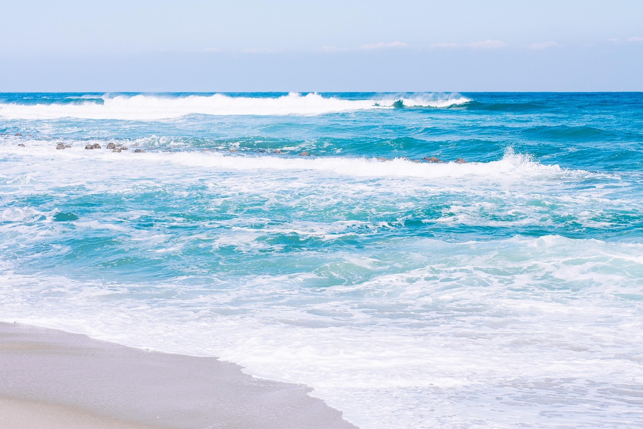 Winter on the Coast: The Season Locals Keep Quiet About